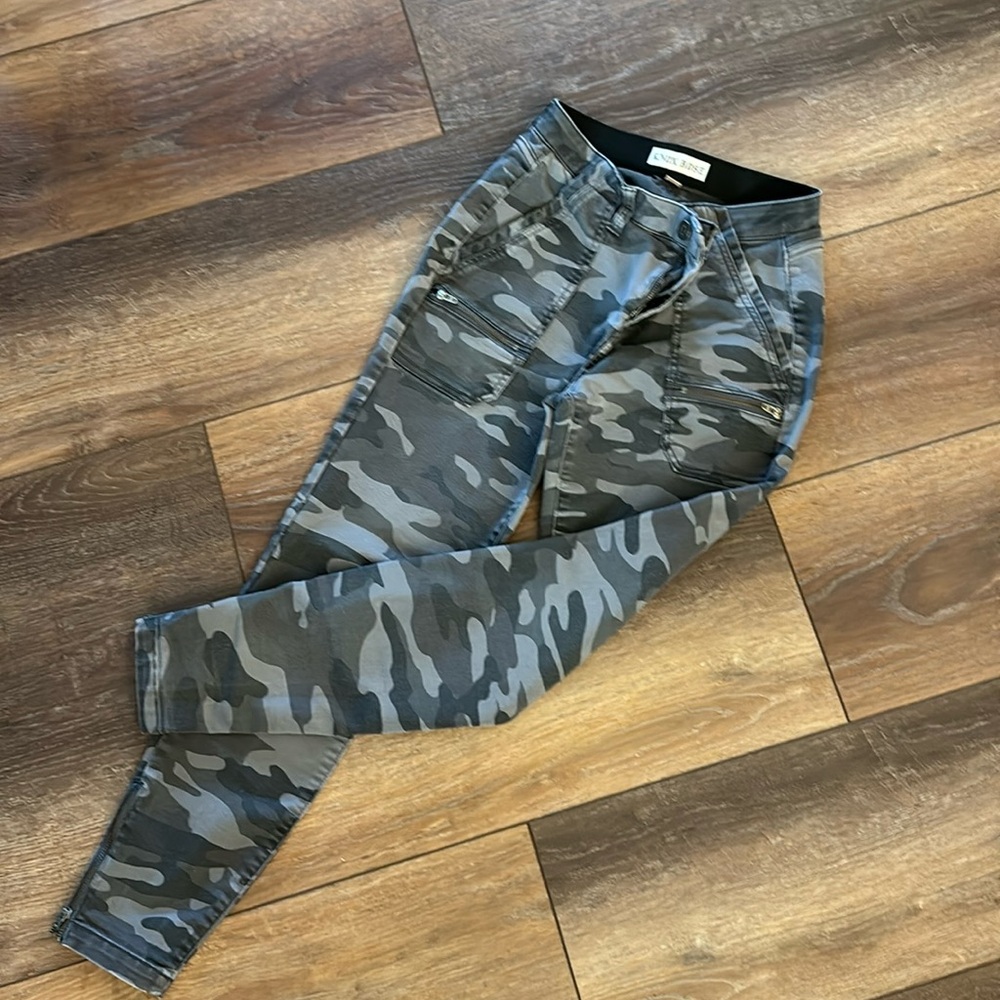 Knox Rose Camo Pants